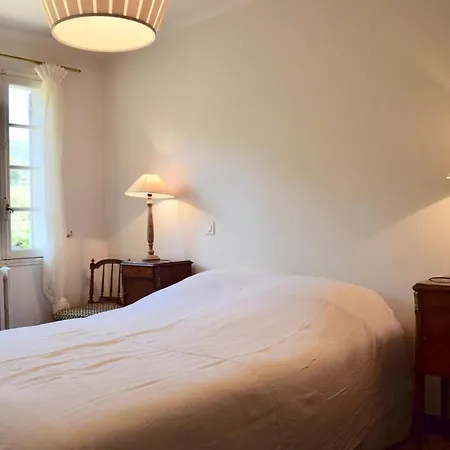 Villa Family House 10 Mn Walking Distance From *